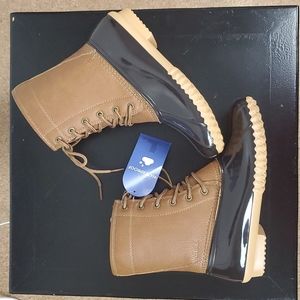 JBU Maplewood Navy/Tan Waterproof Casual Duck Boot Wmns 8M
